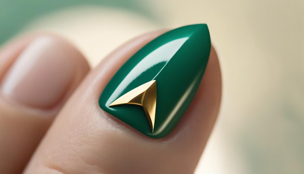 geometric triangle nail art